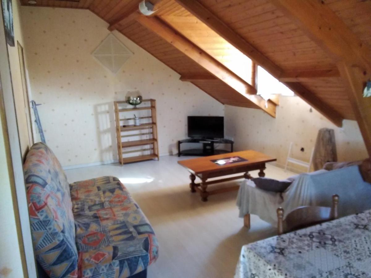 Appartement Calme En Pleine Campagne Malaussanne 外观 照片